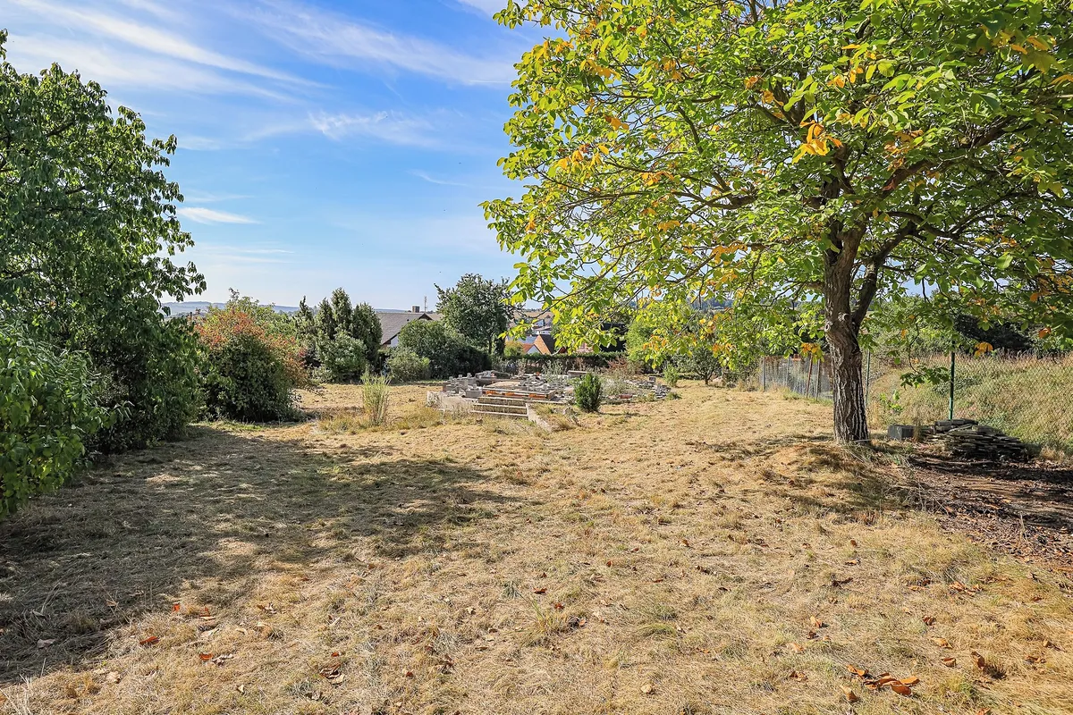 Prodej stavebního pozemku 1406 m²